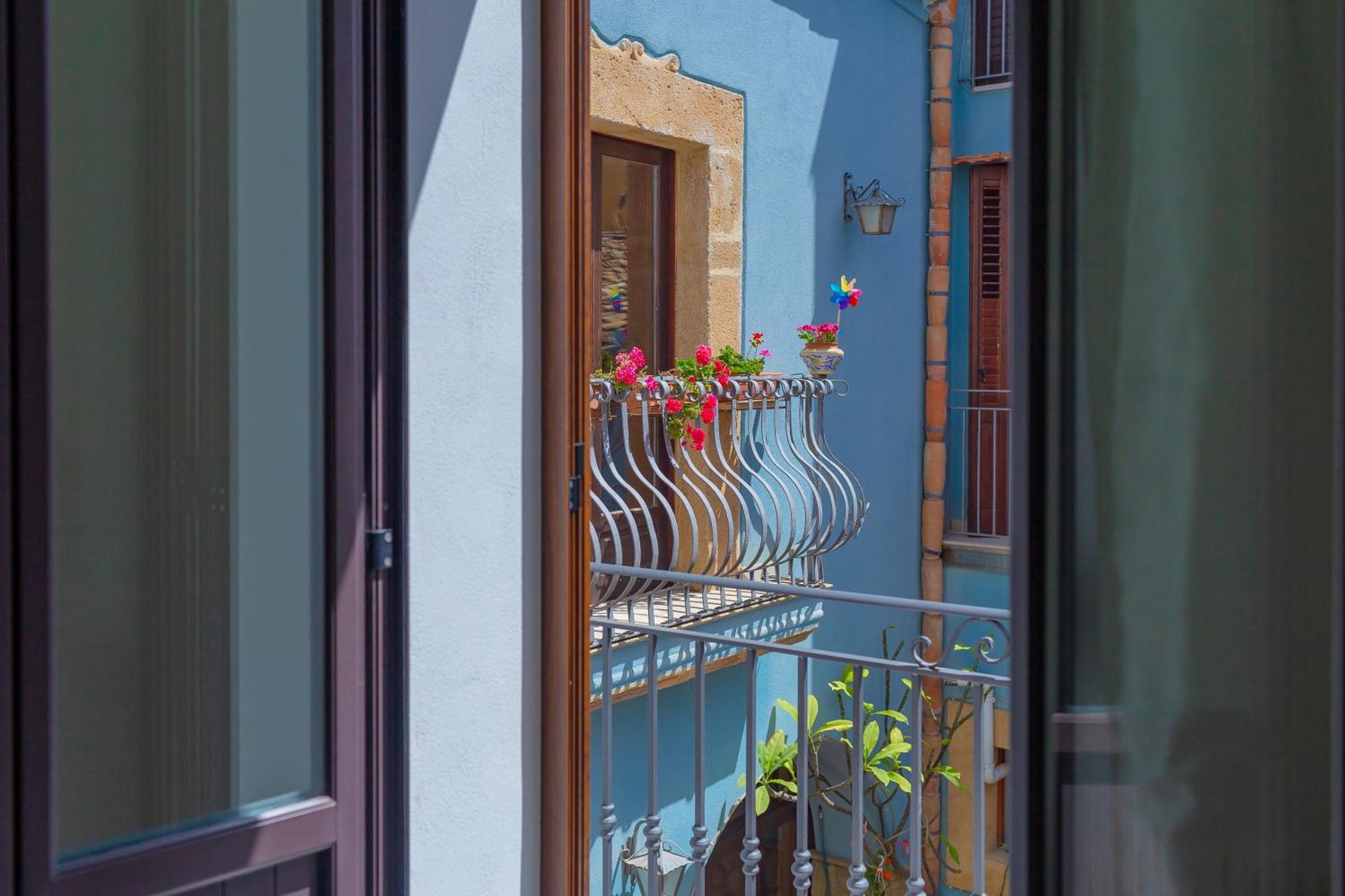 La Finestra Sul Cortile B&B Sciacca Exterior foto